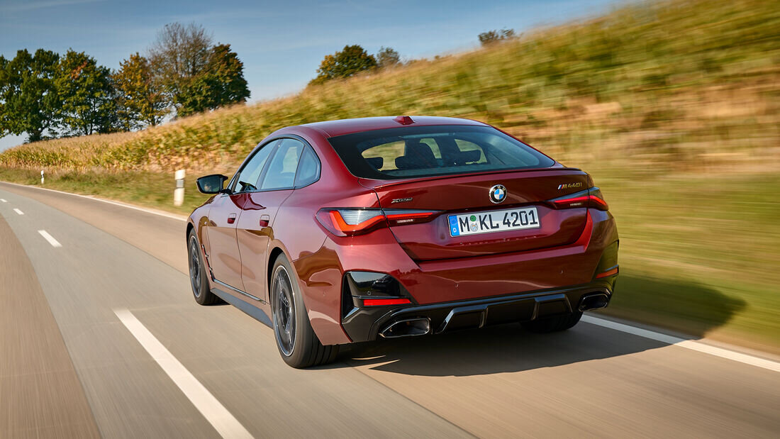 BMW Gran Coupé M440i xDrive: корма тоже весьма стильна