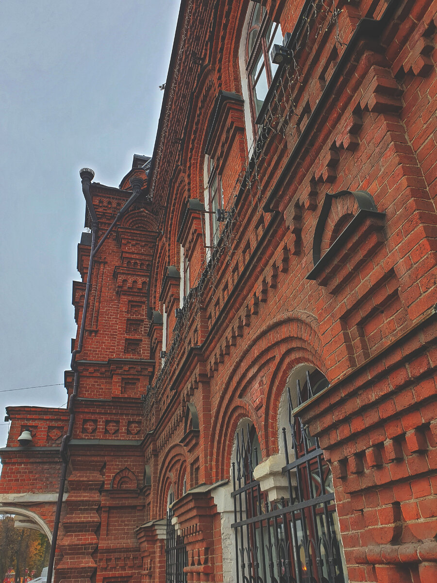 Здание Владимирской городской думы (Дом Дружбы) на Большой Московской улице. Памятник архитектуры.