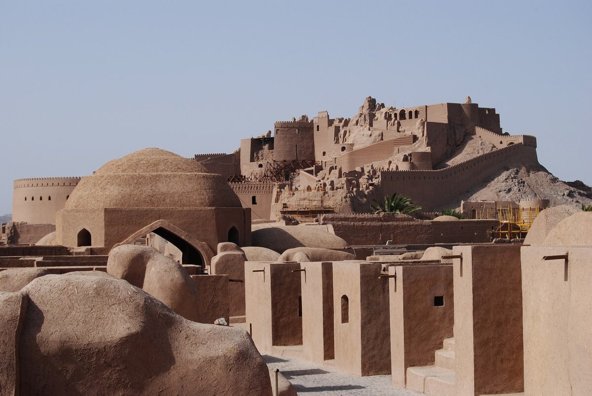 Иран крепость города бам. Город бам. Город бам иран. Город бам. Город керман иран.