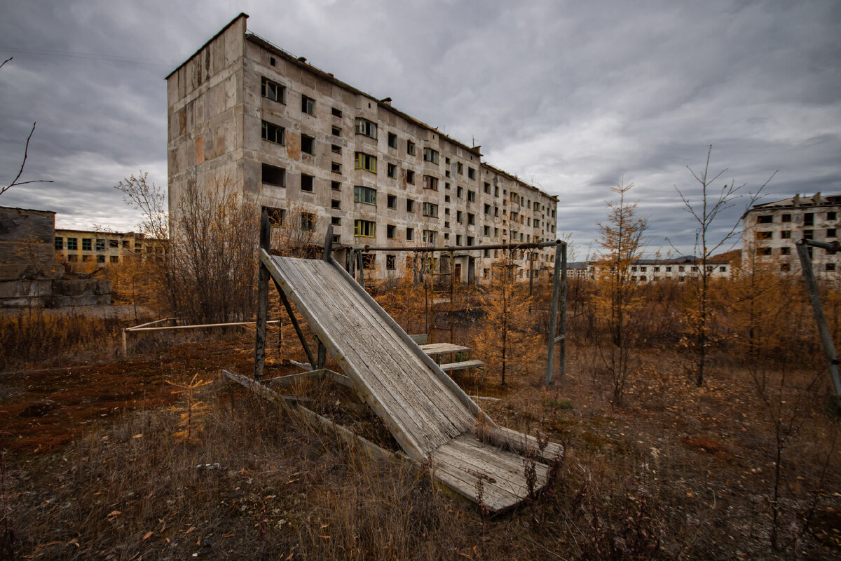 Тайны заброшенных городов. Кадыкчан город-призрак. Кадыкчан – поселок-призрак. Поселок Кадыкчан Магаданская.