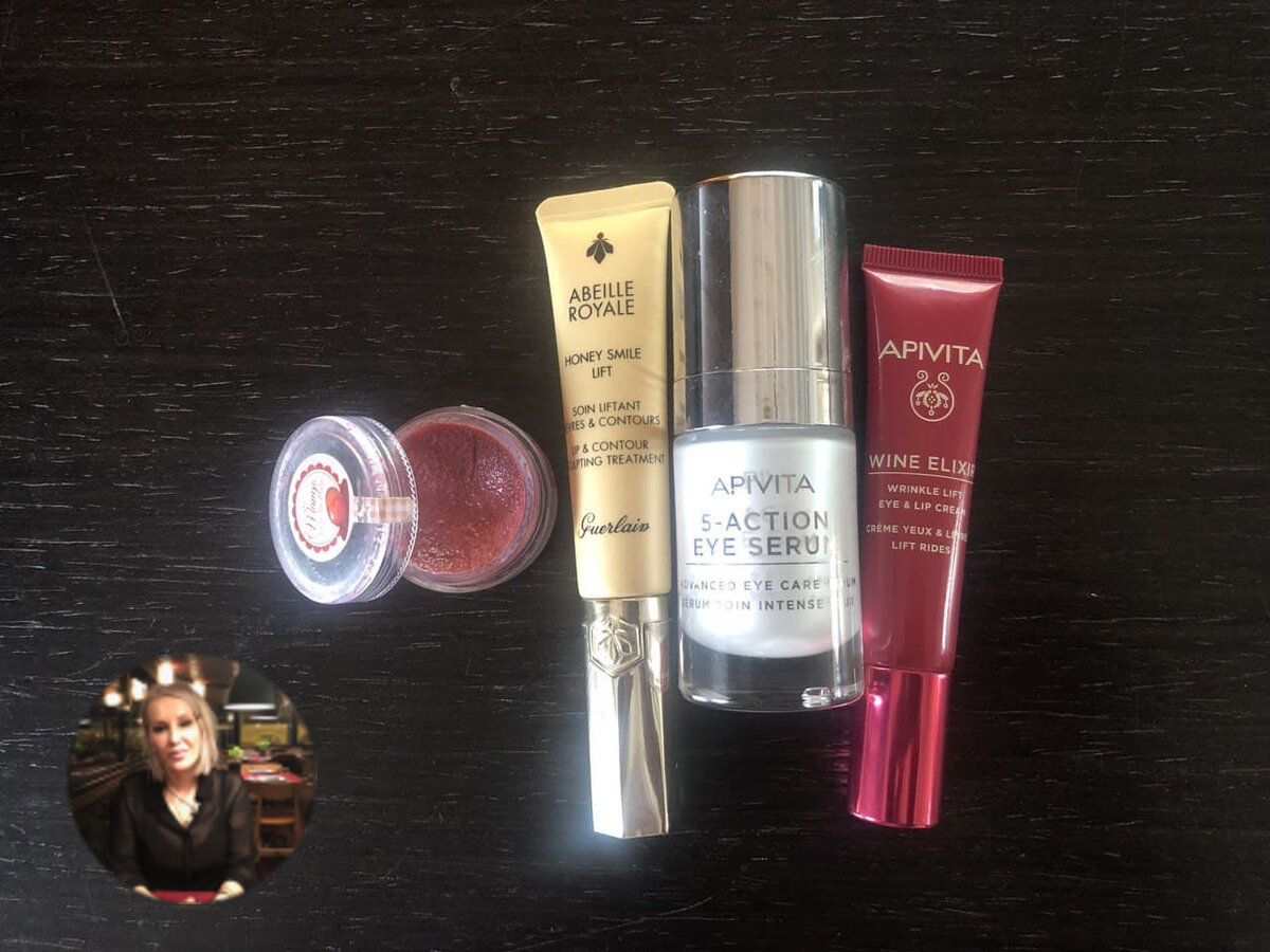 Мои помощники в борьбе со старением губ :)