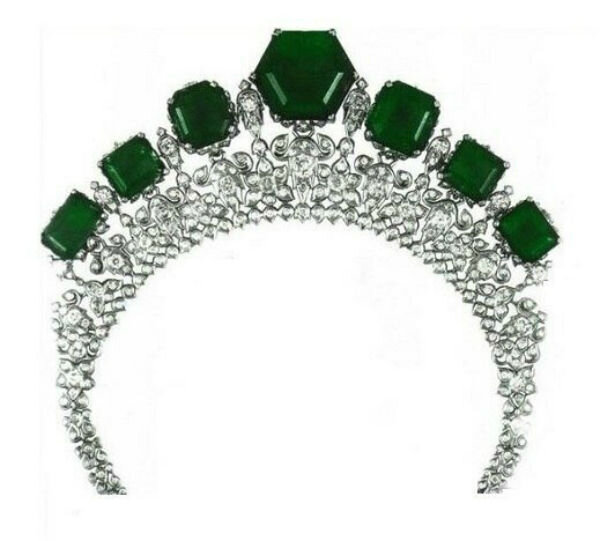 Ожерелье (можно носить как тиару) из изумрудов Марии Павловны, Cartier