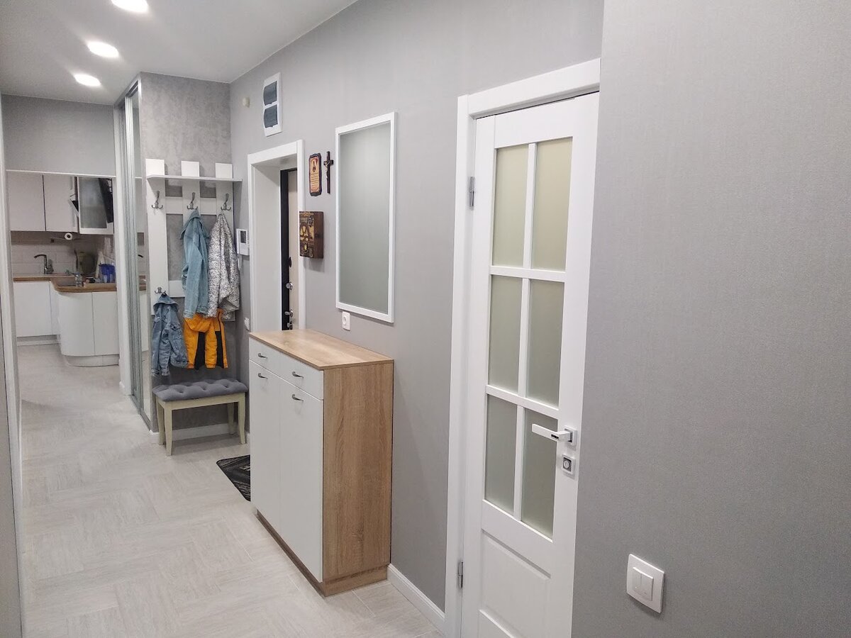 Наша длинная прихожая