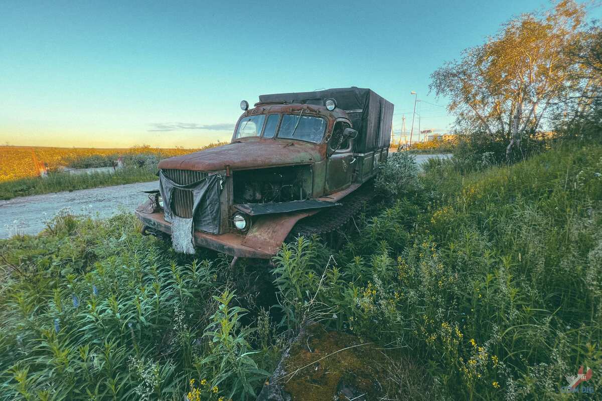 «Машина на ходу, заводить не вздумайте!» - сторож разрешил взглянуть на ...