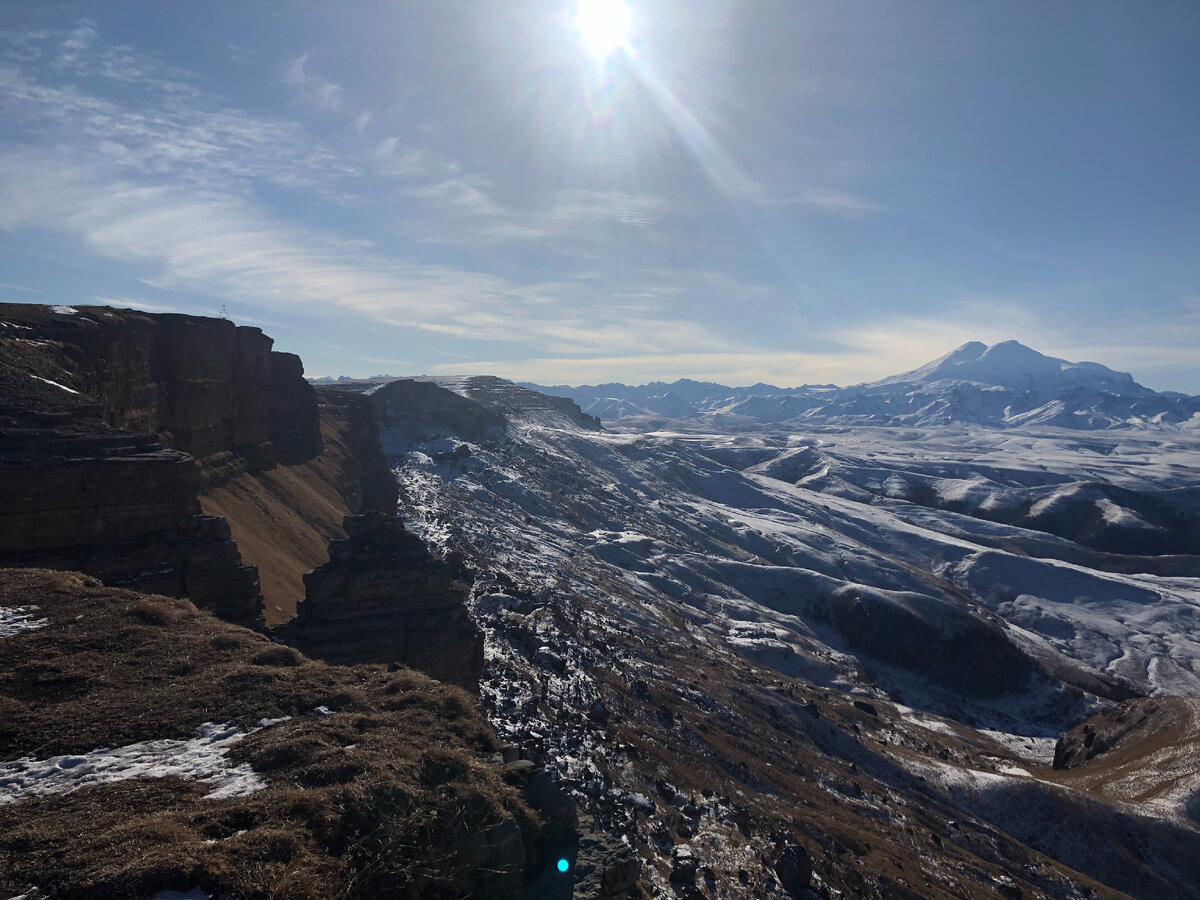 Вид на Эльбрус с плато Бермамыт. Фото из личного архива.