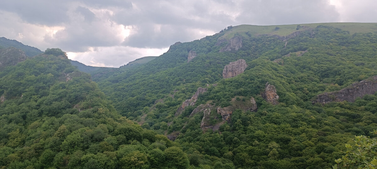 Великий кавказский хребет в Сукко