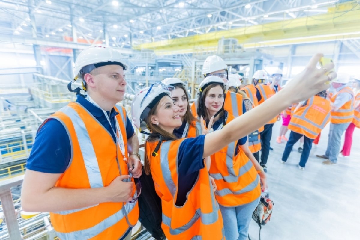    Студенты ВШЭ изучают молодежные места притяжения на Ямале