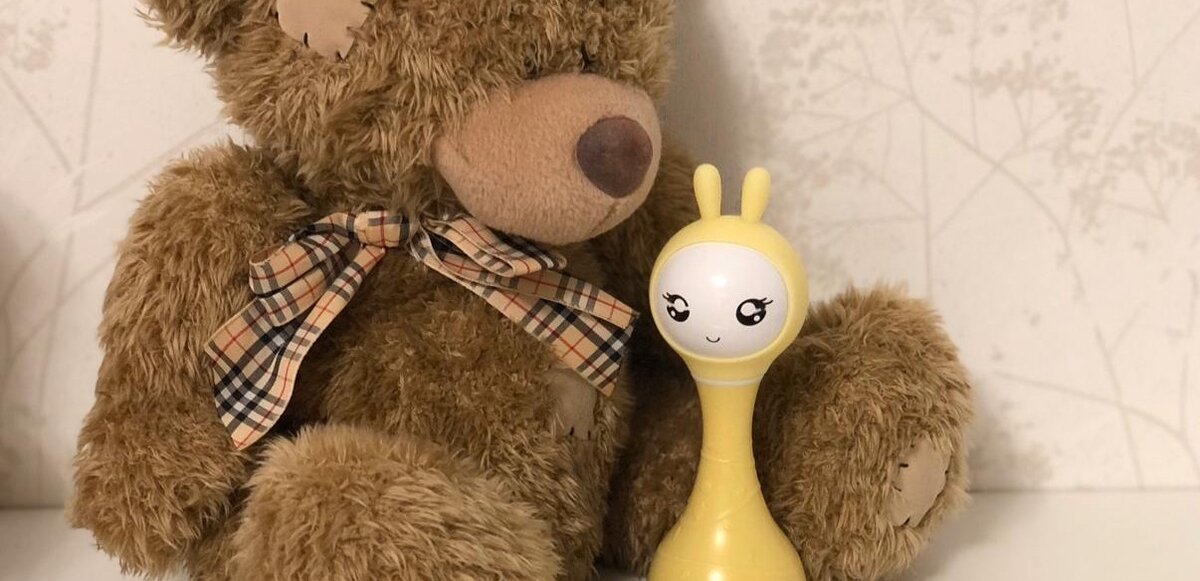 тот самый желтый зайчик)