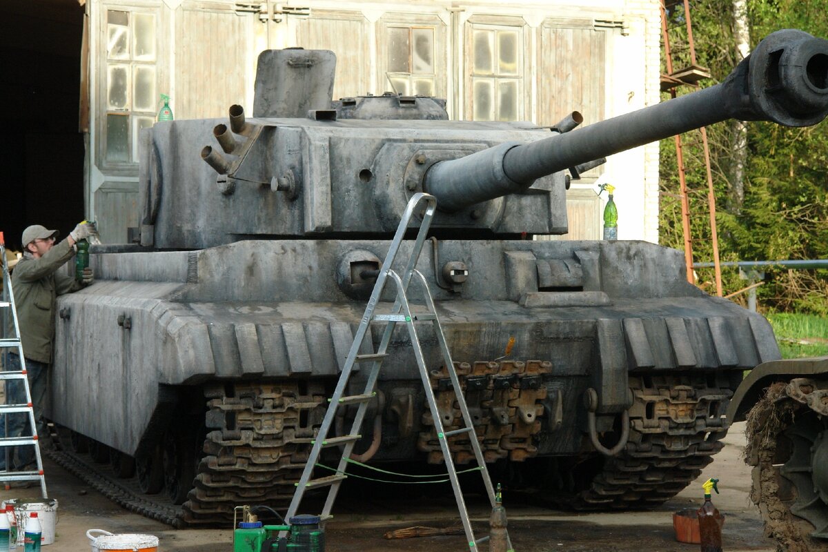 Танк белый тигр миф. Белый тигр танк. ИС-2 белый тигр. Немецкий танк белый тигр. Белый тигр танк призрак