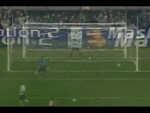 Серия пенальти. 1:1. Хасан Салихамиджич.