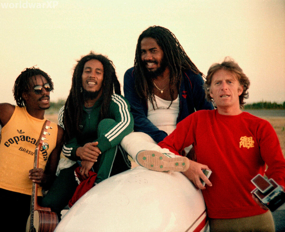 фото: https://worldwarxp.tumblr.com/post/172112966522/junior-murvin-bob-marley-jacob-miller-chris