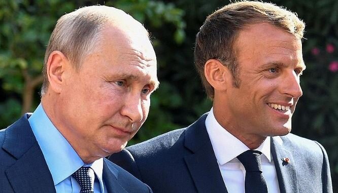 Владимир Путин и Эммануэль Макрон