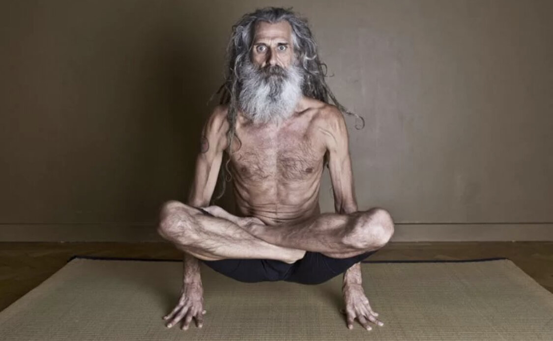 Научился стоять на пальцах, какой молодец. Источник: Яндекс.Картинки