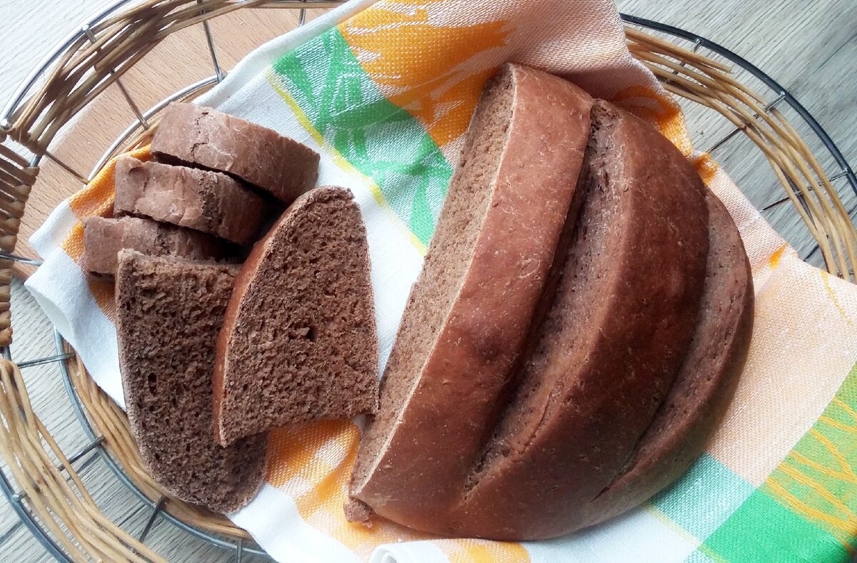 Ржано-пшеничный хлеб с тмином и какао
