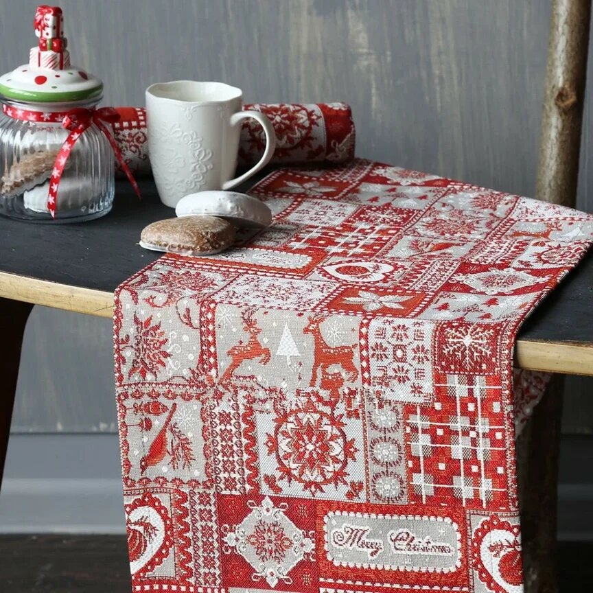 Новогодняя продукция из гобелена на сайте https://magazin-gobelenov.ru/