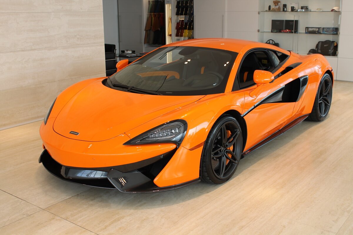 Макларен 570s 2021
