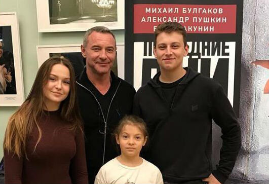 Максим дрозд биография личная жизнь жены дети