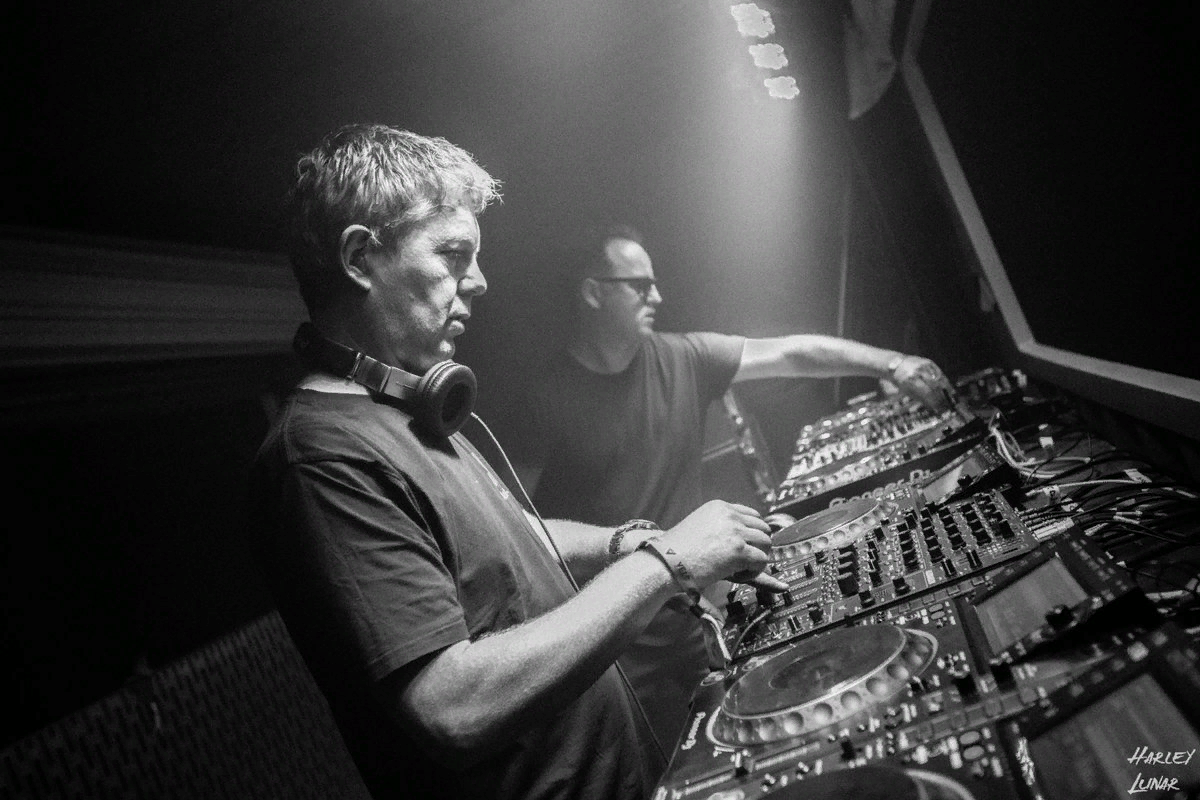 Sasha John Digweed. John Digweed Live. John Digweed CD 2000. John Digweed & William Anderson.