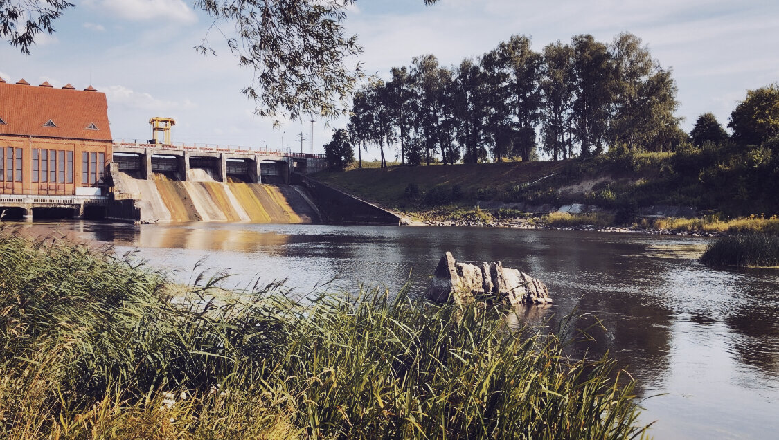 плотина Правдинской ГЭС