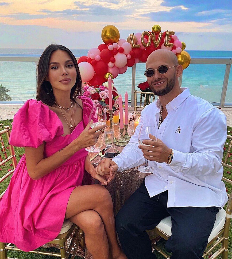 Романтический вечер на берегу океана. Фото с Интернет источника