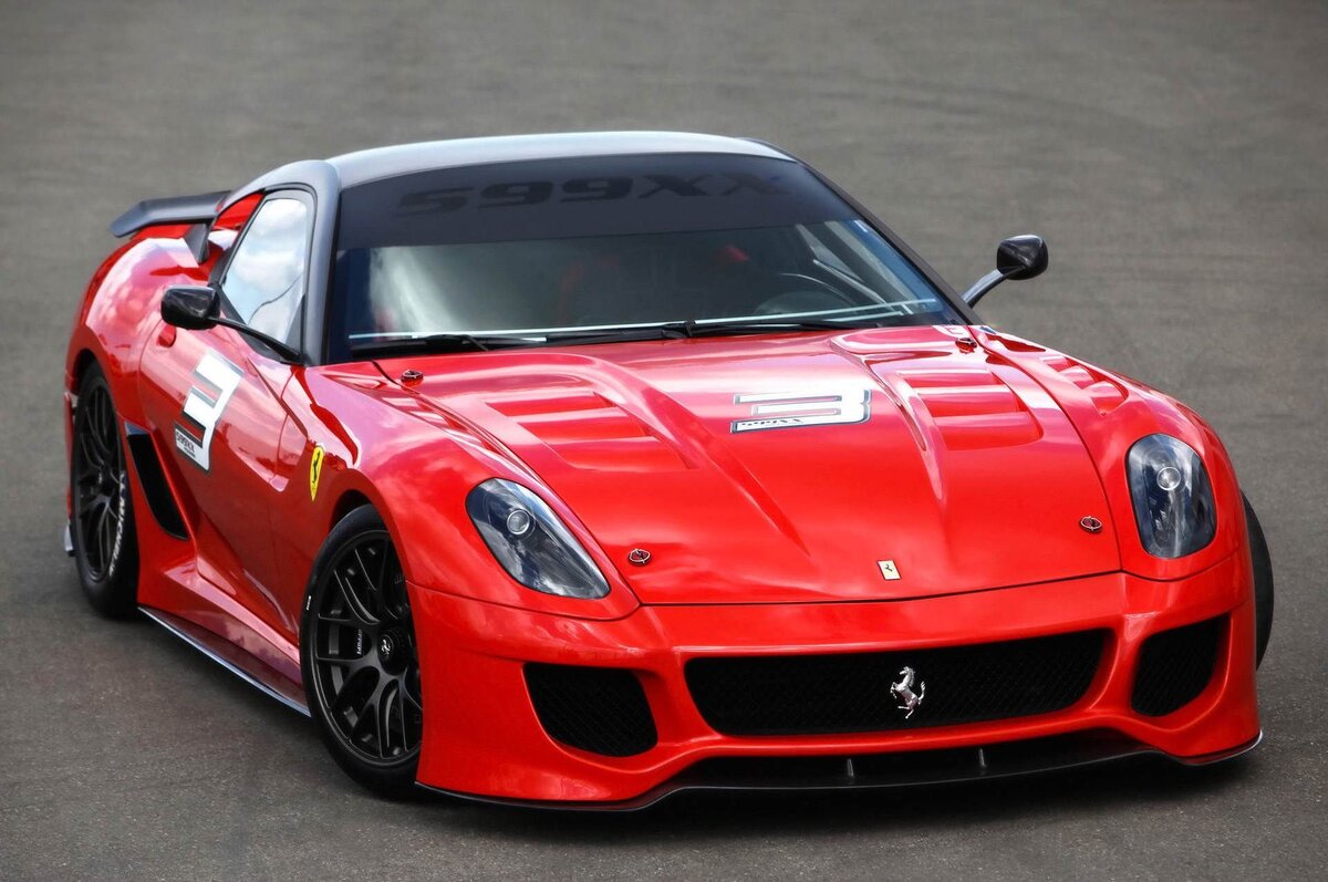 №2. Ferrari 599XX   2000000$