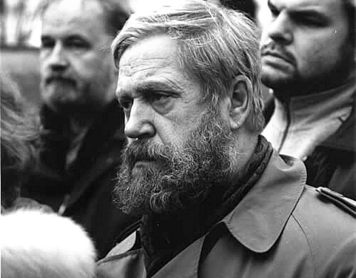 селим бенсаад. с правнуком. правнук. правнук. прадеду правнук.