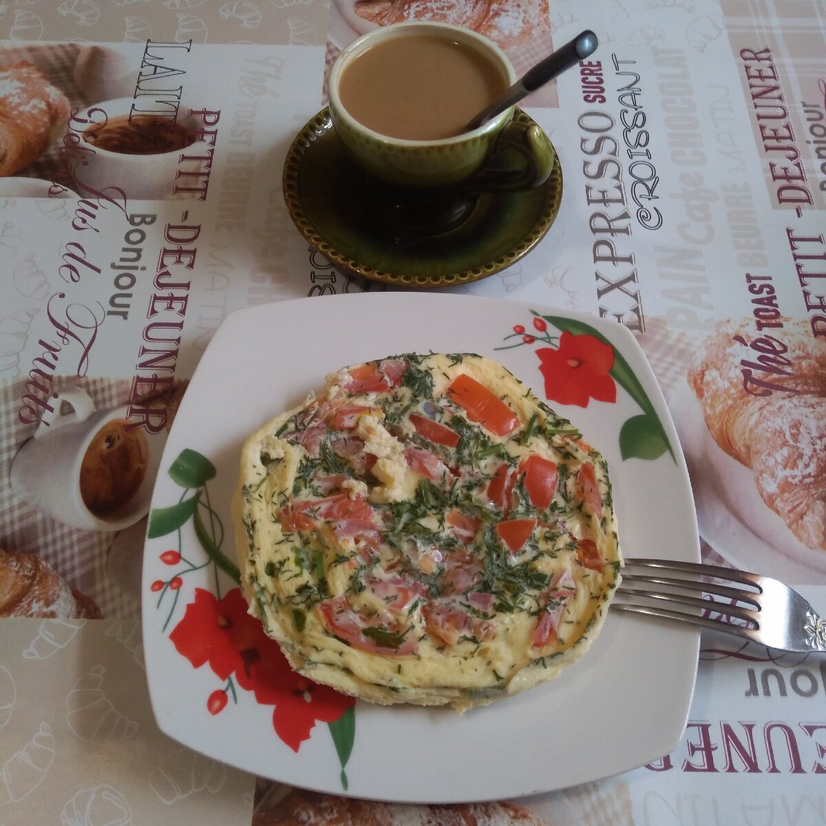 КБЖУ: 221/15,8/14,5/6,7