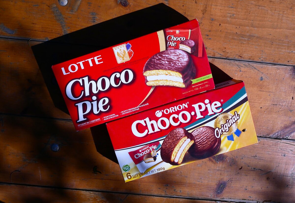 Чоко хар. Choco pie Lotte и Orion. Орион чокопай и Лотте чокопай. Чоко Пай Орион 180. Чоко Пай Лотте или Орион.