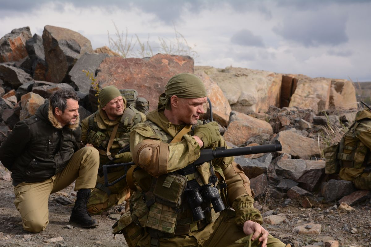 Боевики новинки без рекламы. Черный пес Епифанцев.