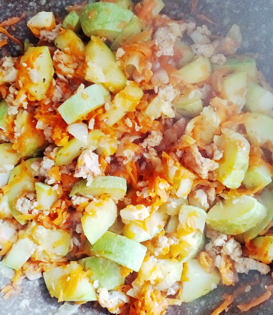  Иллюстрация : Polina Reva