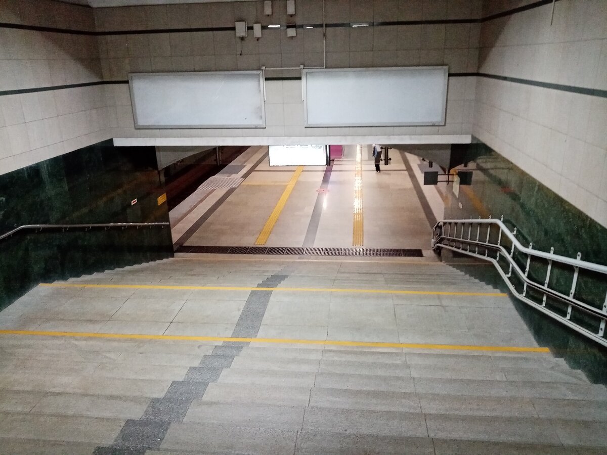 Спускаемся.