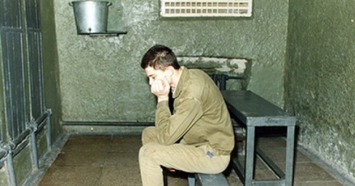 На гауптвахте