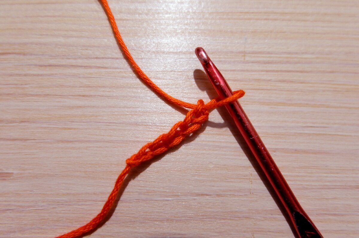 Цепочка из 5 воздушных петель