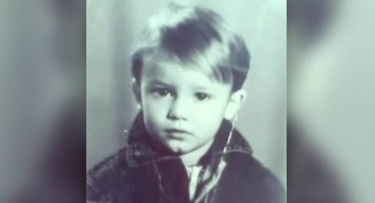 Макс в детстве 