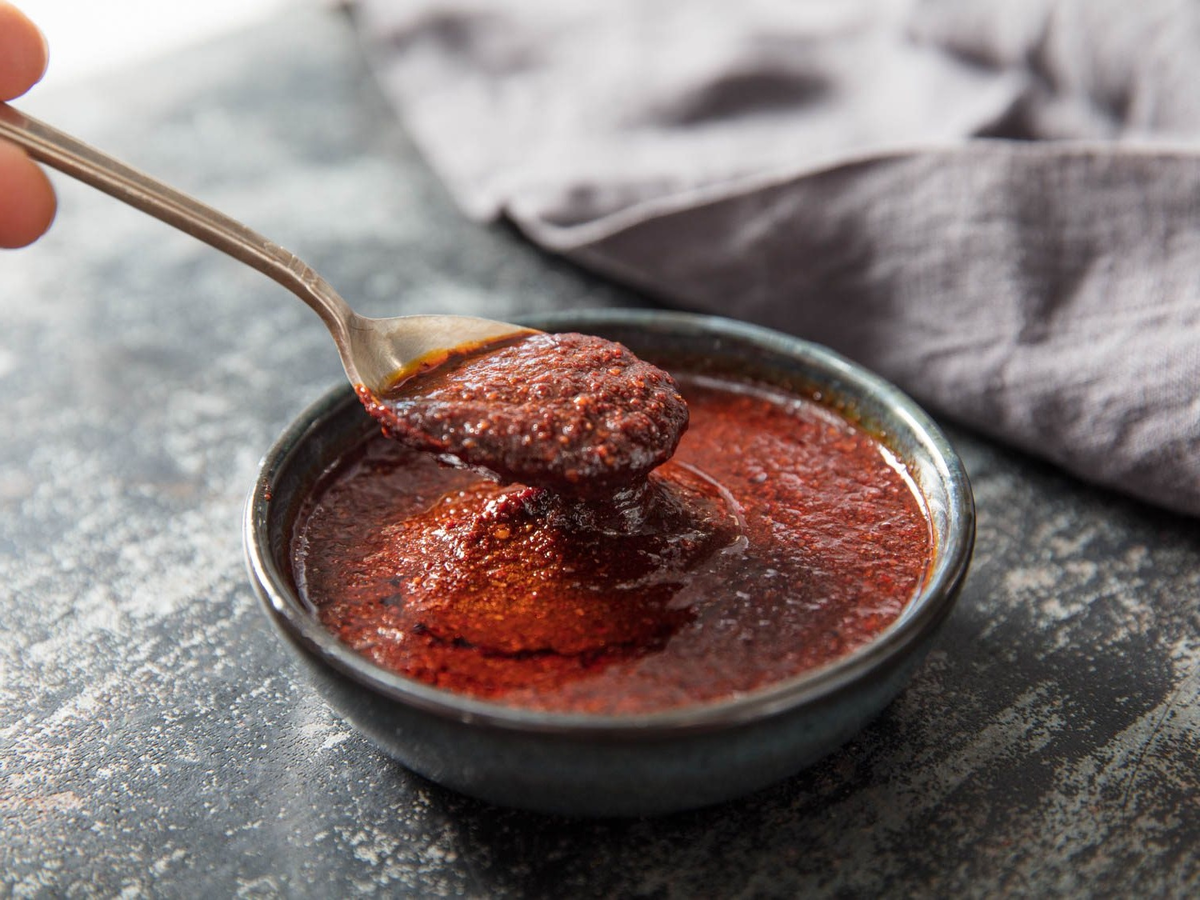 харисса что это. паста харисса. харисса аджика тунисская, острый соус. харисса тунисская. харисса чиккн.