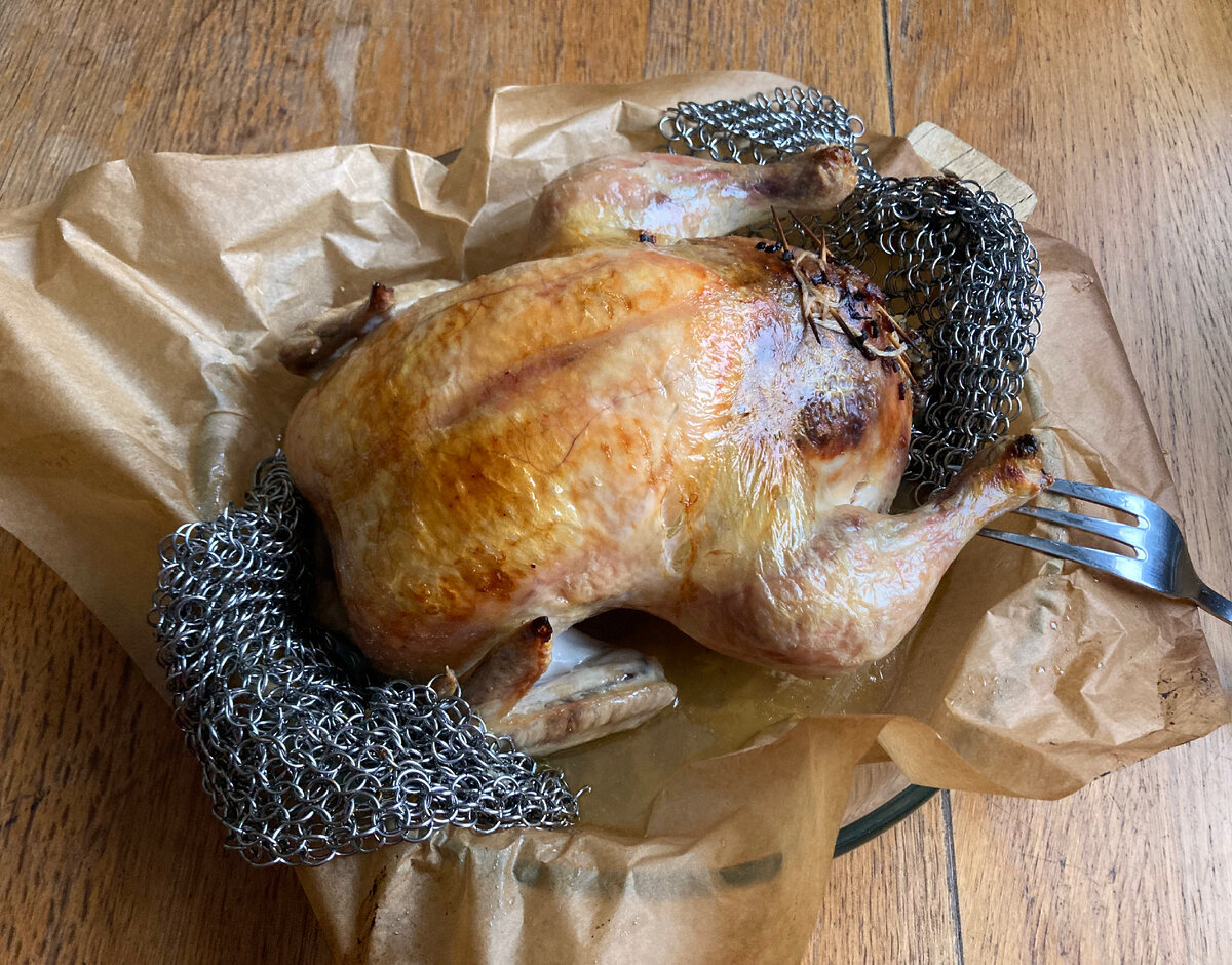 Курица с грибами в рукаве в духовке