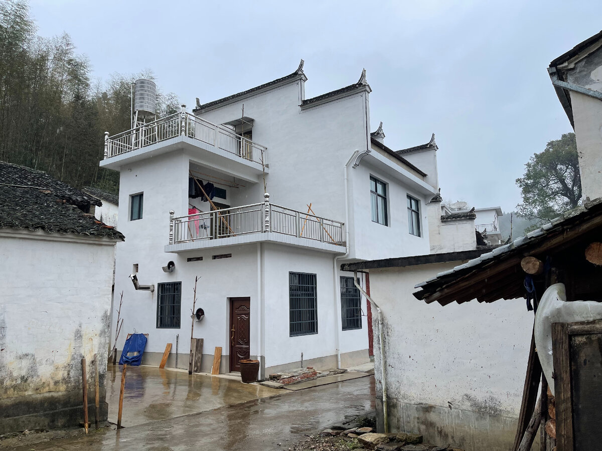 20. Деревня миллионеров в китае. Выступление агитбригады в поле. Старая китайская деревня. Мтз 2022 в колхозе.