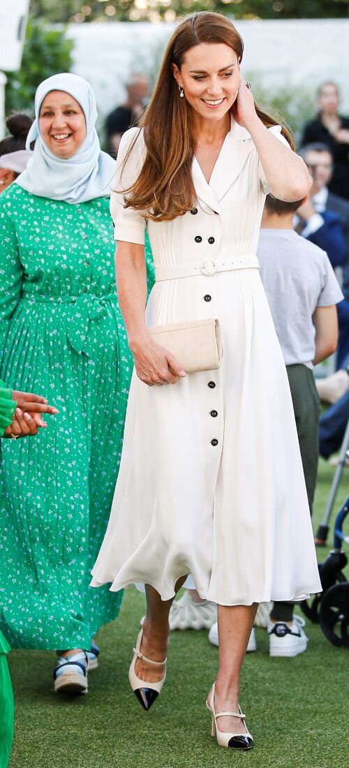    Кейт Миддлтон приехала на мемориал в Гренфелл-Тауэре