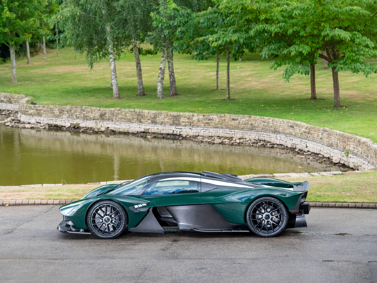 Aston Martin Valkyrie Р·РµР»С‘РЅС‹Р№