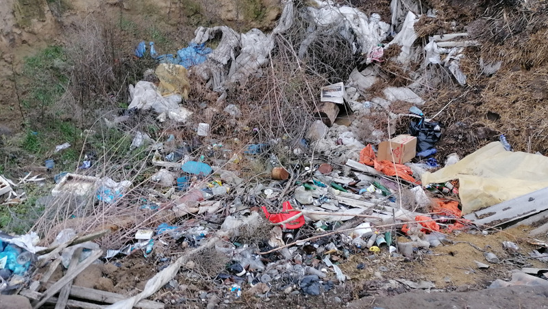 Свалка в Курском округе может нанести вред почвам и вызвать заболевания
Фото: Северо-Кавказское межрегиональное управление Россельхознадзора