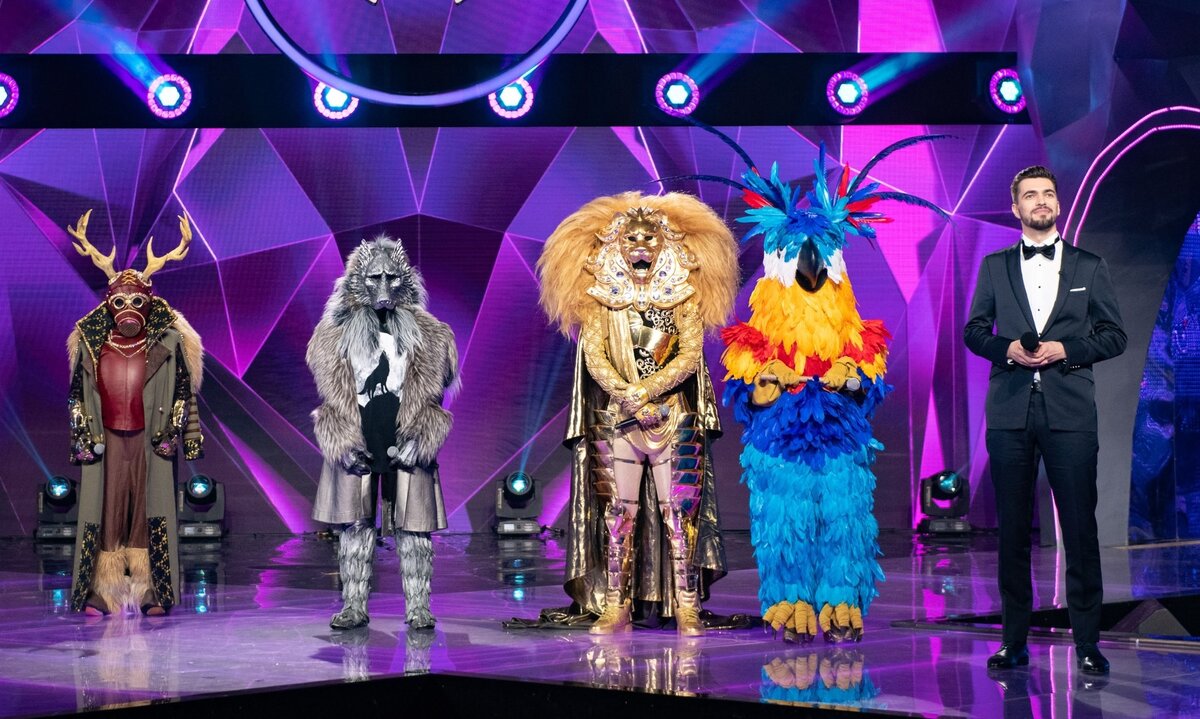 Победитель шоу маска 2. Победитель шоу маска 2022 ильдар абдразаков. Билан в шоу маска. Победитель шоу маска 2. Юсиф эйвазов лама маска.