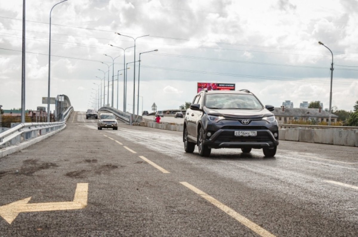    В Екатеринбурге открыли движение по новому путепроводу