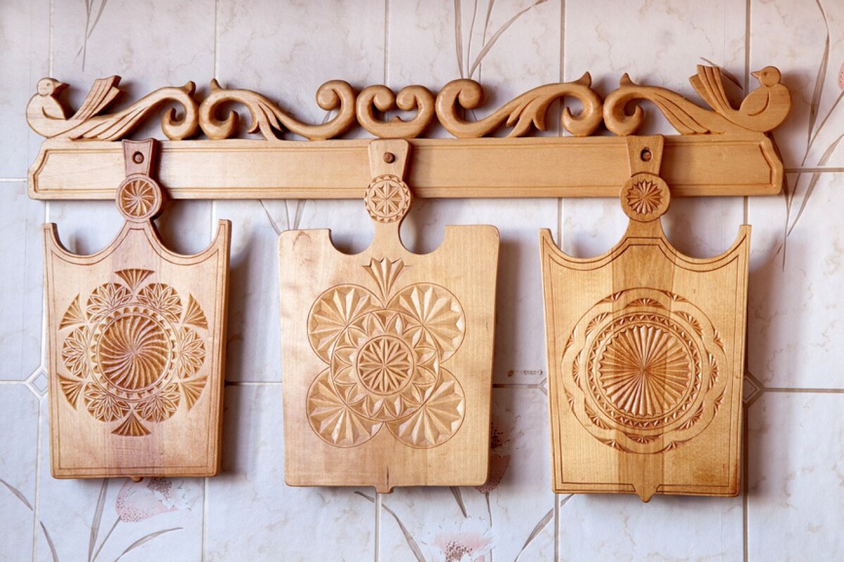 Пример оформления разделочных досок.