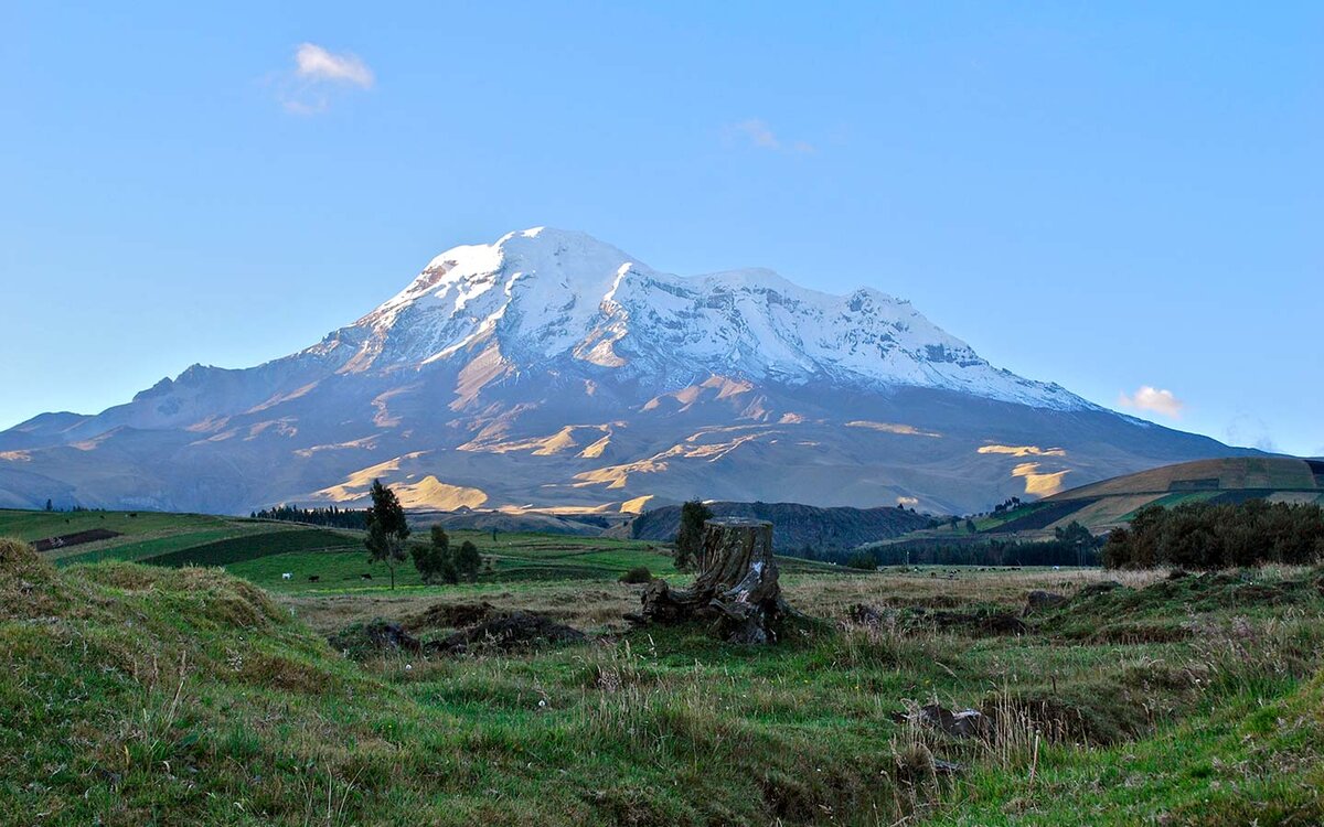 Канченджанга вершина. Гималаи эверест джомолунгма обои. Гора эльбрус кабардино-балкария. Природа непала эверест. Пик комито.