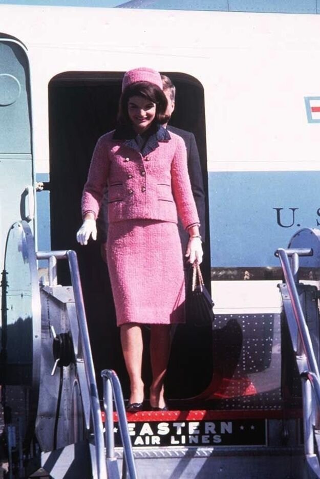 Розовый костюм от Шанель и гибель Кеннеди