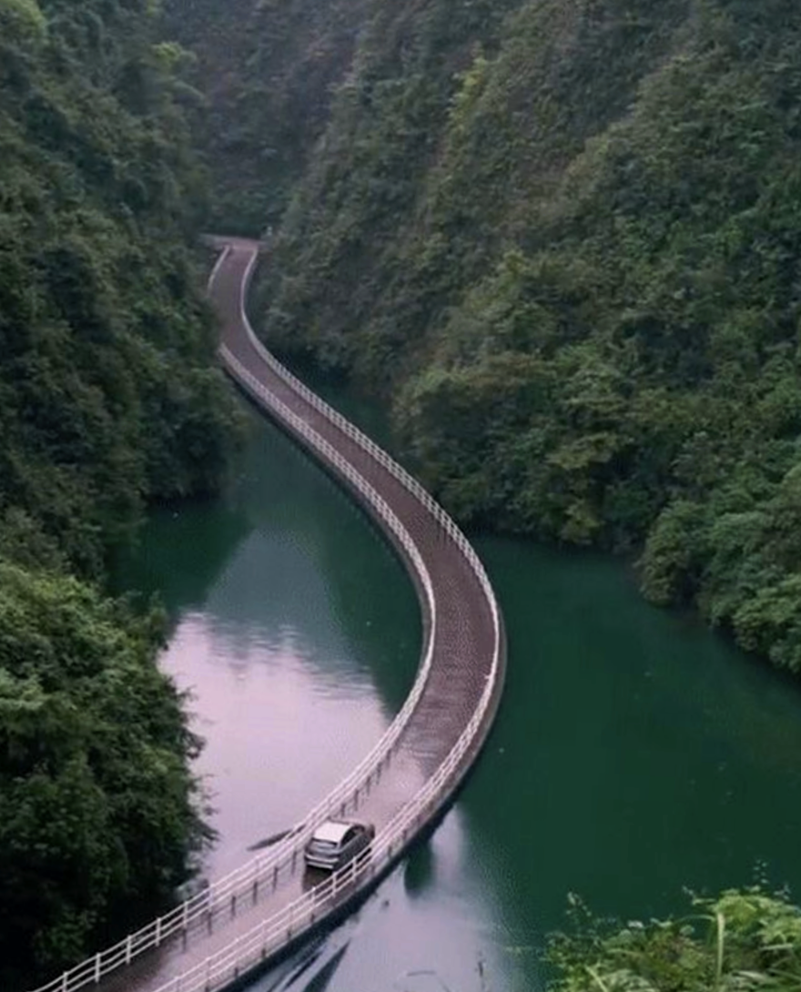 водный мост veluwemeer, нидерланды. Veluwemeer aqueduct мост. Veluwemeer aqueduct мост. акведук в нидерландах мост. водяной мост велувемеер.