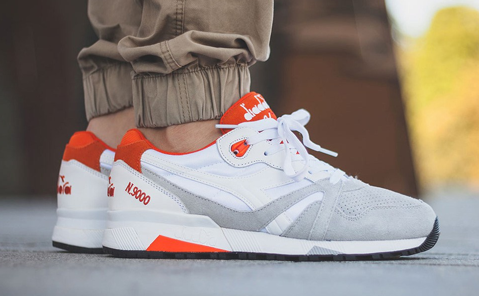 Diadora все кроссовки этой фирмы являются удобными и качественные, можно носить хоть 5 лет при аккуратной носке. Стоят по разному, но от цены зависит только красота кроссовок. 