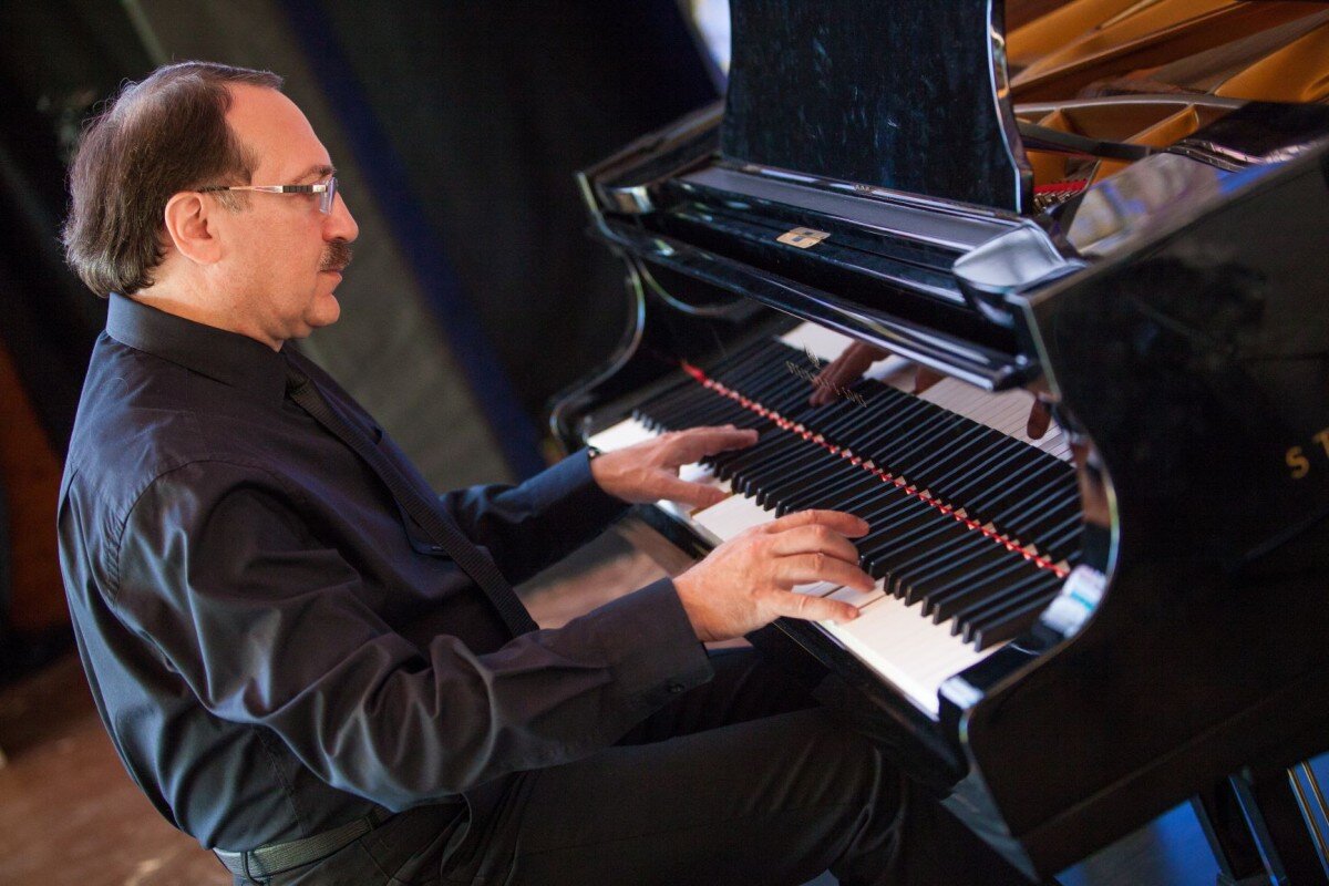 Даниил Крамер даст бесплатный онлайн концерт!