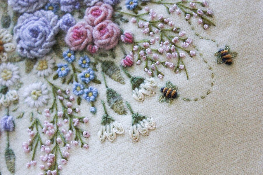 Hand Embroidery: Bullion Knot Stitch\ ВЫШИВКА: РОЗЫ РОКОКО