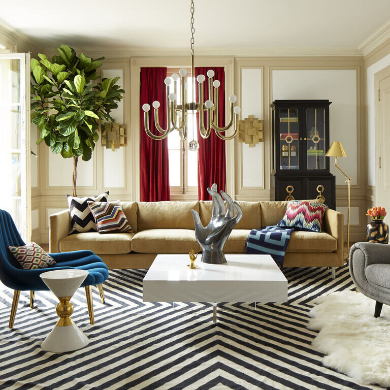 Фото с сайта https://www.jonathanadler.com/